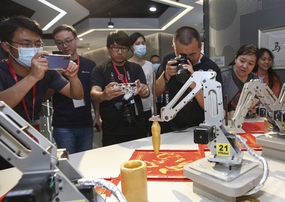 珠三角制造業(yè)數(shù)字化轉(zhuǎn)型提速，產(chǎn)業(yè)集群優(yōu)勢賦能新材料研發(fā)