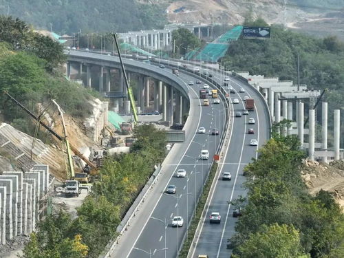 智慧出行再升級 交通運輸部深化出租汽車電召與網約車一鍵叫車服務，重慶普通貨運協同發展